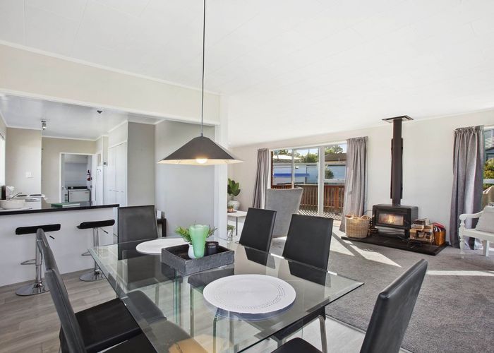  at 35B Vincent Street, Howick, Manukau City, Auckland