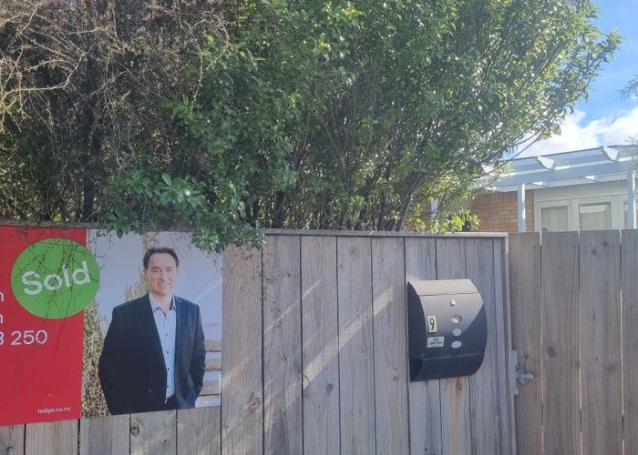  at 9 Orelio Street, Hillcrest, Hamilton
