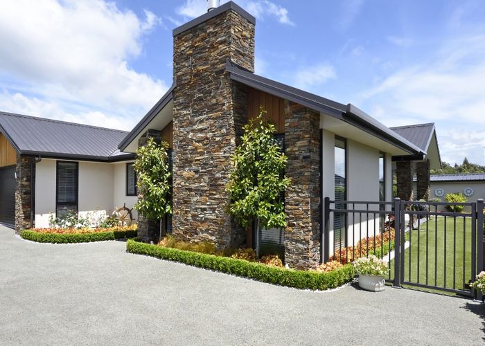  at 114 Bateup Road, Hope, Richmond