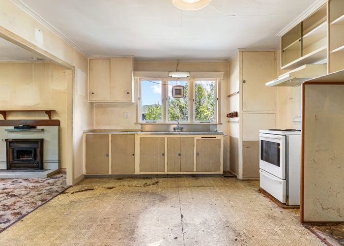  at 36 Heathcote Road, Castor Bay, North Shore City, Auckland