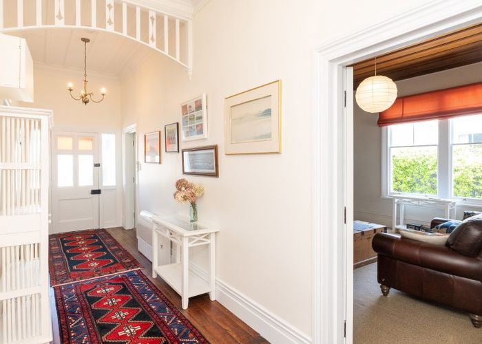  at 12 Meeanee Quay, Westshore, Napier