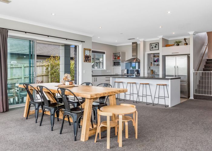  at 105 Endeavour Drive, Whitby, Porirua