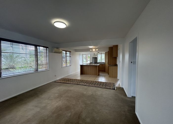 at 1/7 Merton Avenue, Glenfield, North Shore City, Auckland