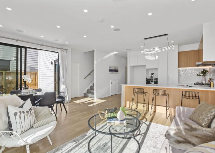  at 14B Galsworthy Place, Bucklands Beach, Manukau City, Auckland