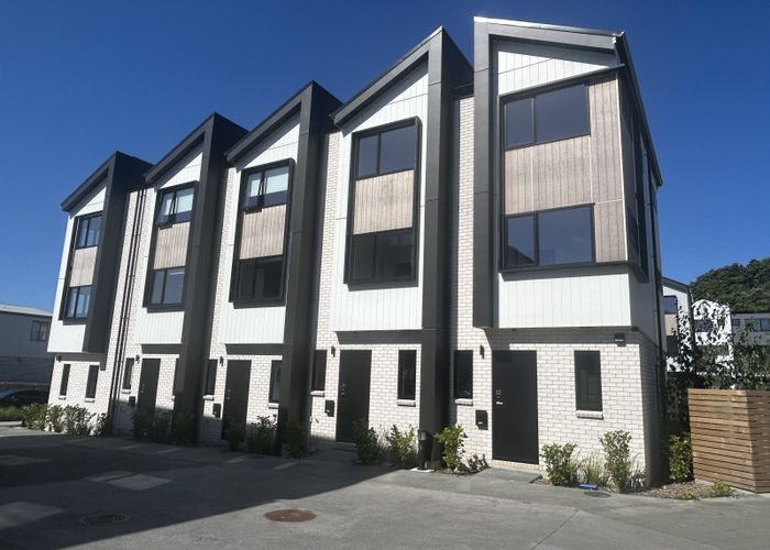  at 12 Tahepuia Lane, Mount Wellington, Auckland City, Auckland