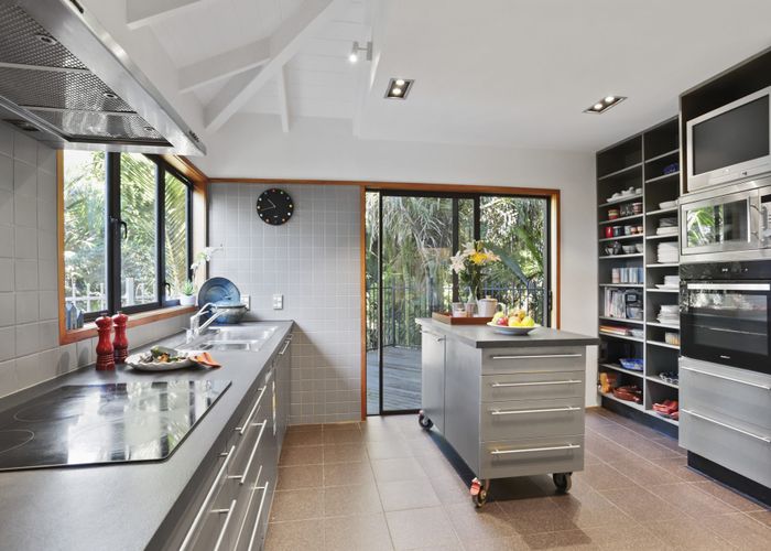  at 246 Scenic Drive, Titirangi, Waitakere City, Auckland