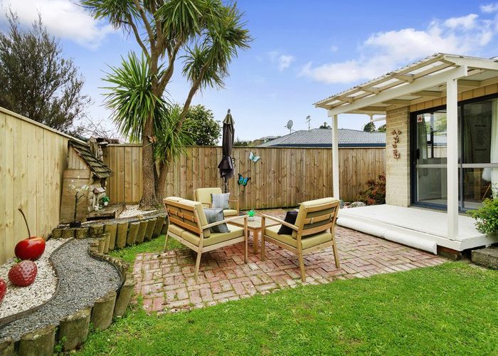  at 2/16 Montgomery Street, Stokes Valley, Lower Hutt