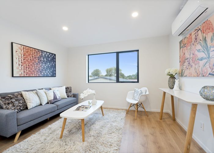  at Lot 8 / 11 Hereford Street, Te Atatu Peninsula, Waitakere City, Auckland