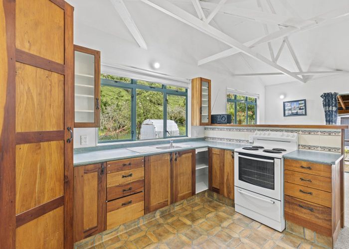  at 21 Broadway, Mangaweka