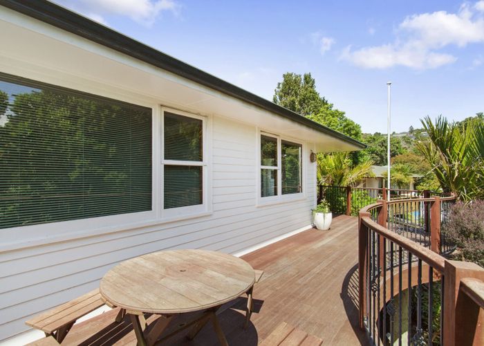  at 7 Christopher Way, Paparangi, Wellington