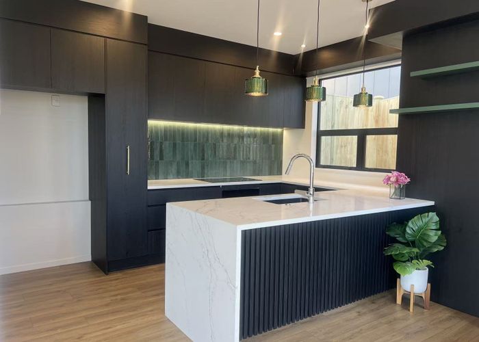  at 102 Te Oneroa Way, Long Bay, North Shore City, Auckland