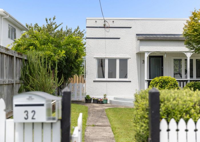  at 32 Bellevue Road, Brookfield, Tauranga
