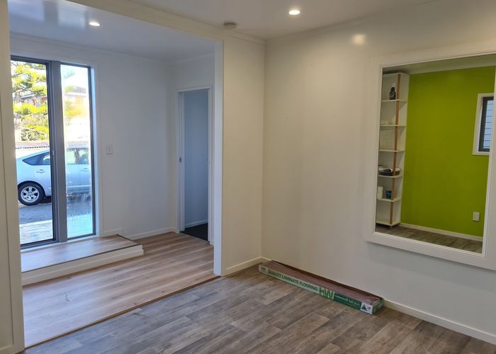  at 5 Foyle Place, Glendene, Waitakere City, Auckland