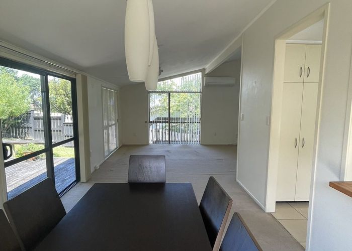  at 74 Stanaway Street, Hillcrest, Auckland