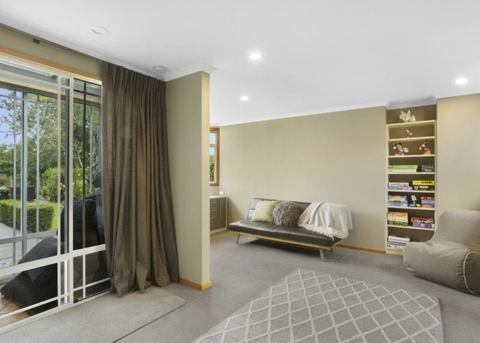  at 121 Kenmure Road, Belleknowes, Dunedin, Otago