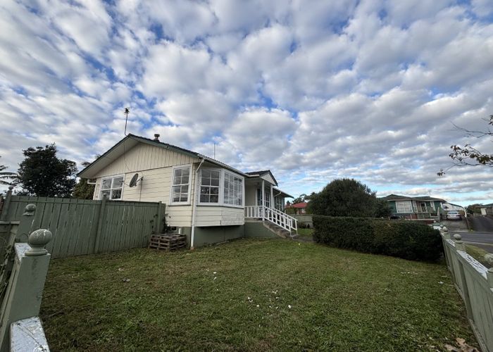  at 1 Fairlight Place, Manurewa, Manukau City, Auckland