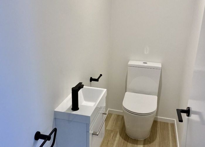  at 5/10a McLean Street, Linwood, Christchurch City, Canterbury