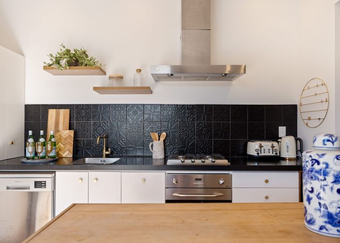  at 582 Madras Street, St. Albans, Christchurch City, Canterbury