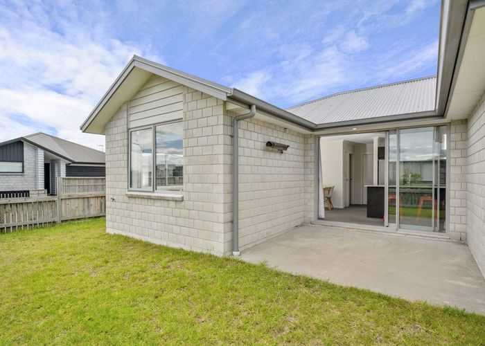  at 2 Unicorn Lane, Papamoa, Papamoa