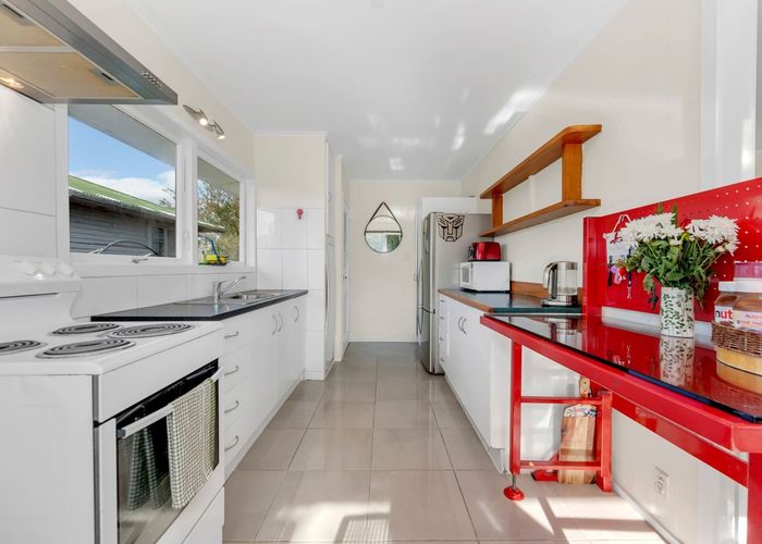  at 26 Tiraumea Drive, Pakuranga, Manukau City, Auckland