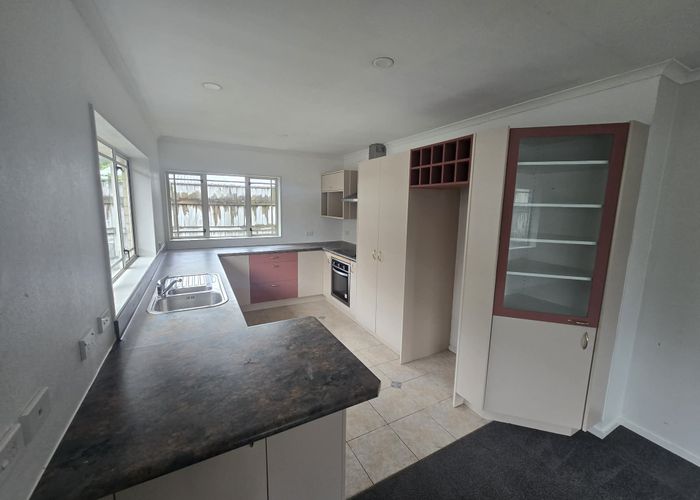  at 31a Heretaunga Square, Silverstream, Upper Hutt, Wellington