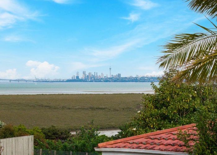  at 177 West Harbour Drive, West Harbour, Auckland