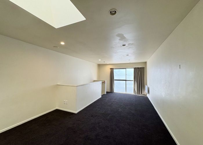  at 2/7 Hall Avenue, Newtown, Wellington, Wellington