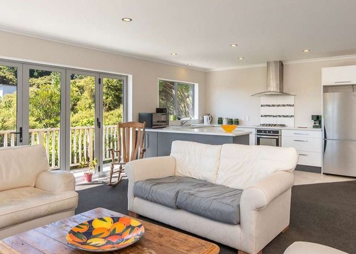  at 8 Maritime Way, Whitby, Porirua, Wellington