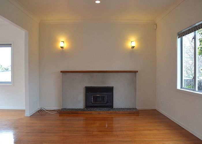  at 34 Wallath Road, Onehunga, Auckland