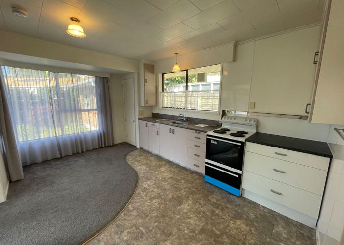  at 6 Leatham Avenue, Strandon, New Plymouth