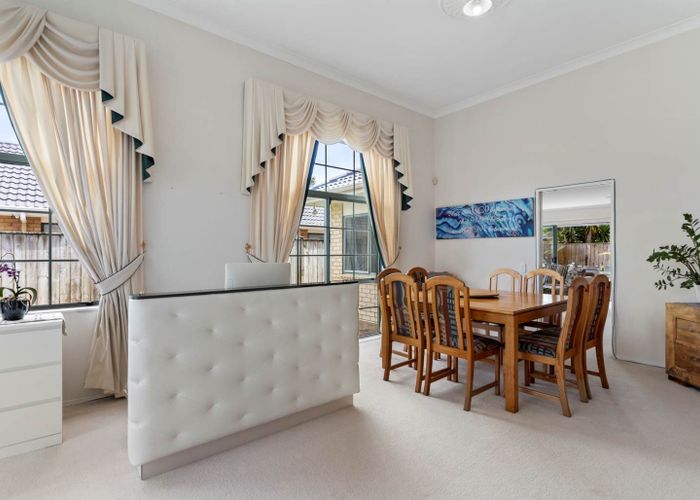  at 16 Trovare Place, Golflands, Auckland