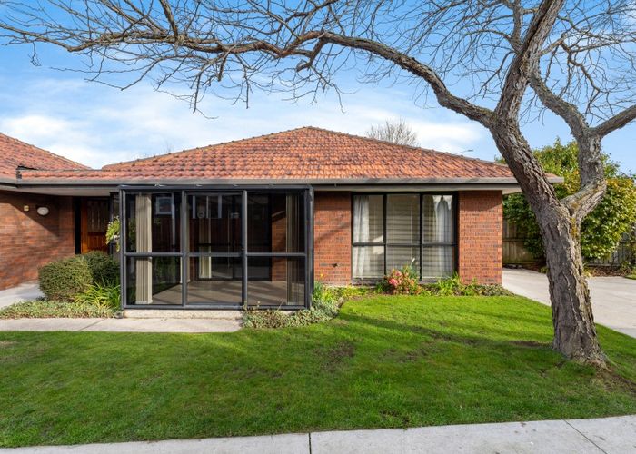  at 1/414 Greers Road, Bishopdale, Christchurch
