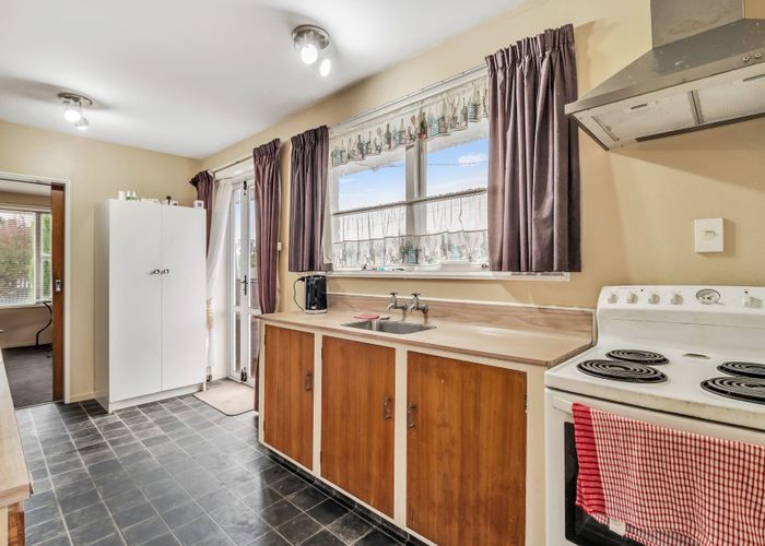  at 1/17 Lake Terrace Rd, Burwood, Christchurch City, Canterbury