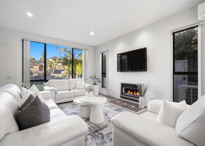  at 16 Corricvale Way, Albany, North Shore City, Auckland