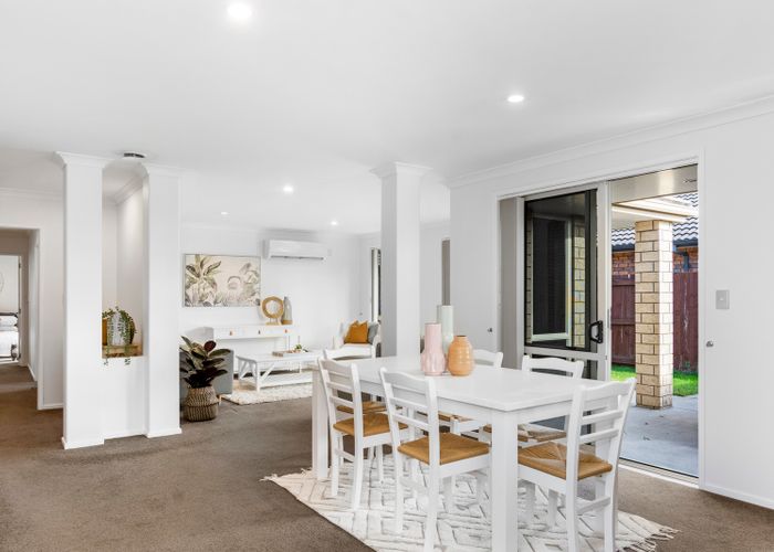  at 33 Seabreeze Place, Papamoa Beach, Papamoa
