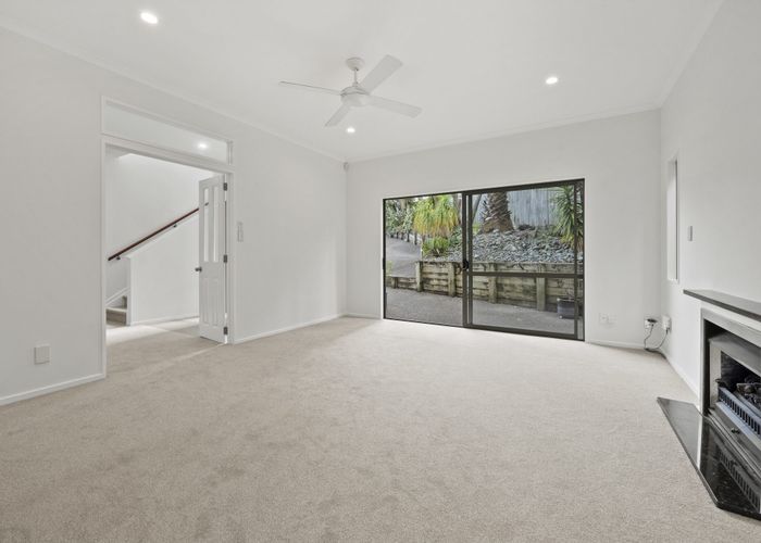  at 21 William Gamble Drive, Greenhithe, Auckland