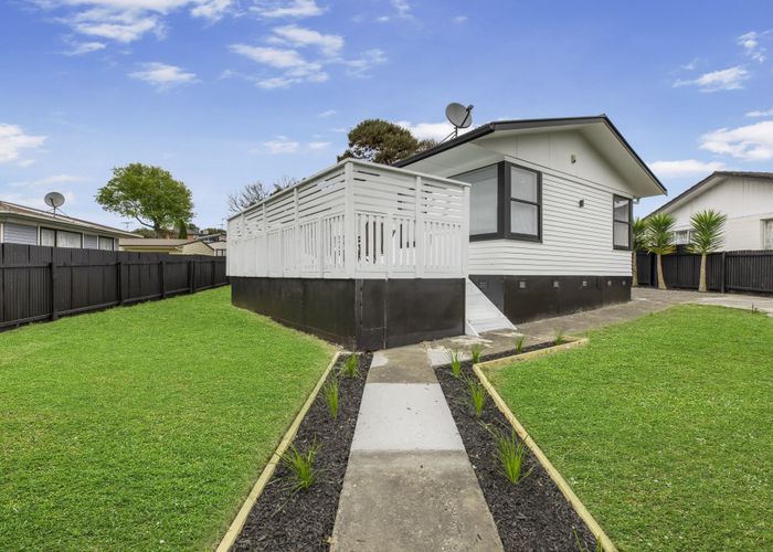  at 42 Kemble Close, Mangere, Auckland