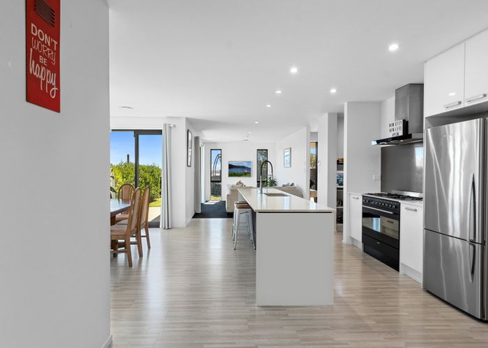  at 4 Quail Court, Pyes Pa, Tauranga