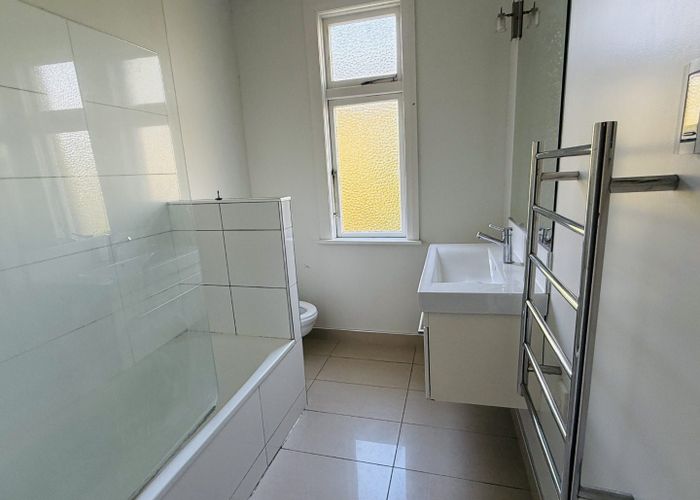  at 52 Melrose Street, Roslyn, Dunedin, Otago