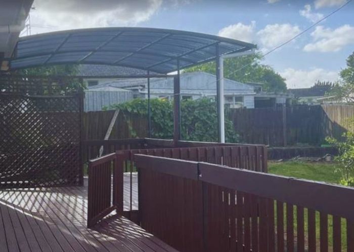  at 15 Kereru Place, Half Moon Bay, Auckland