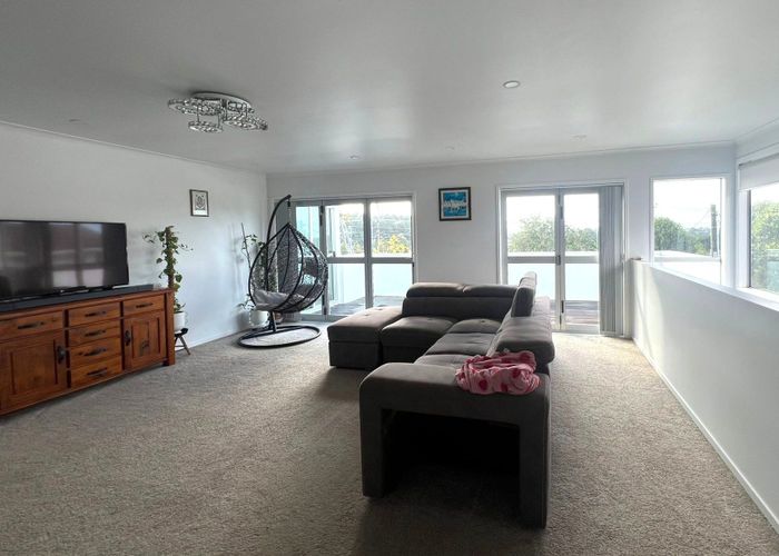  at 269 Triangle Road, Massey, Waitakere City, Auckland
