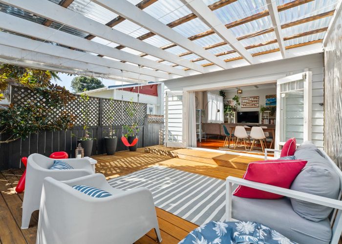  at 8 Epworth Avenue, Royal Oak, Auckland City, Auckland