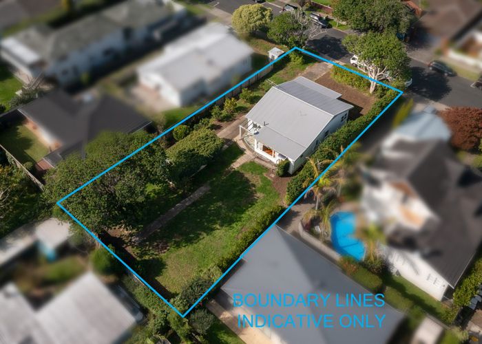  at 17 Napier Avenue, Takapuna, North Shore City, Auckland