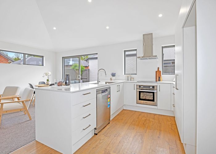  at 2/129 Hoon Hay Road, Hoon Hay, Christchurch City, Canterbury