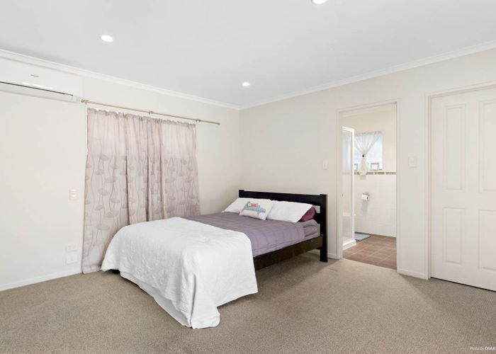  at 16 Lilybank Crescent, East Tamaki, Manukau City, Auckland