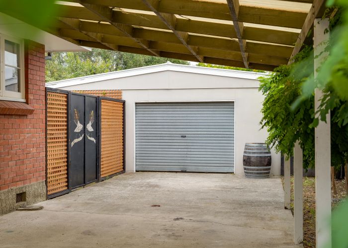  at 8 New York Street, Martinborough
