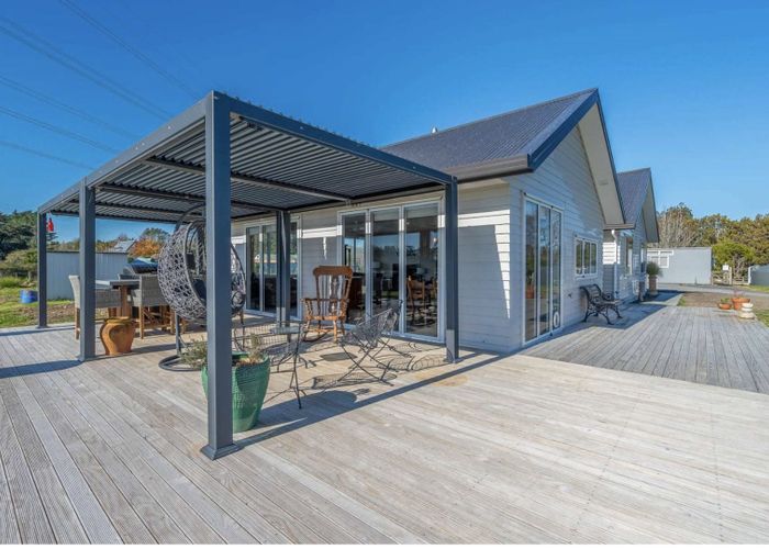  at 32 Brookvale Lane, Taupaki, Henderson