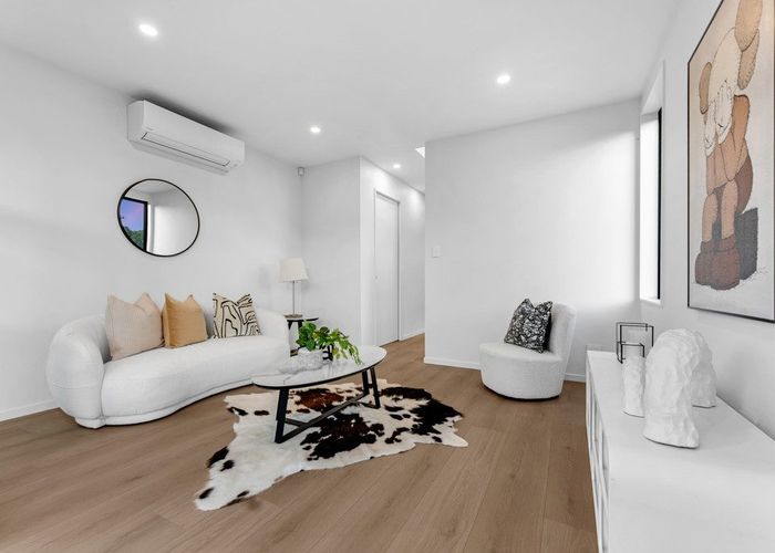  at 2-7/1 Waiohua Road, Greenlane, Auckland City, Auckland