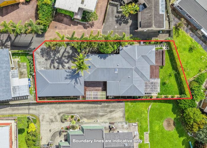  at 2/349 Glenfield Road, Glenfield, North Shore City, Auckland