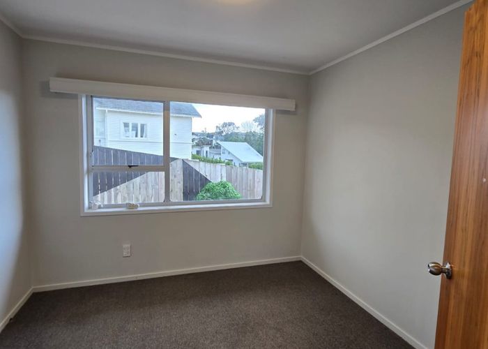  at 18 Long Street, Torbay, North Shore City, Auckland
